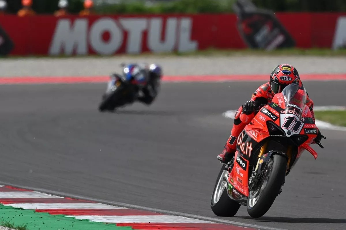 Bulega, Razgatlioglu, Cremona  Foto oleh: WorldSBK.com