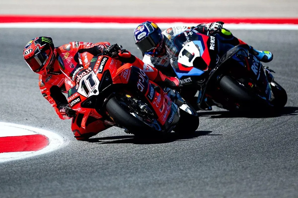 News WORLD SBK: Superpole WSBK Italia: Bulega Perbarui Rekor di Cremona